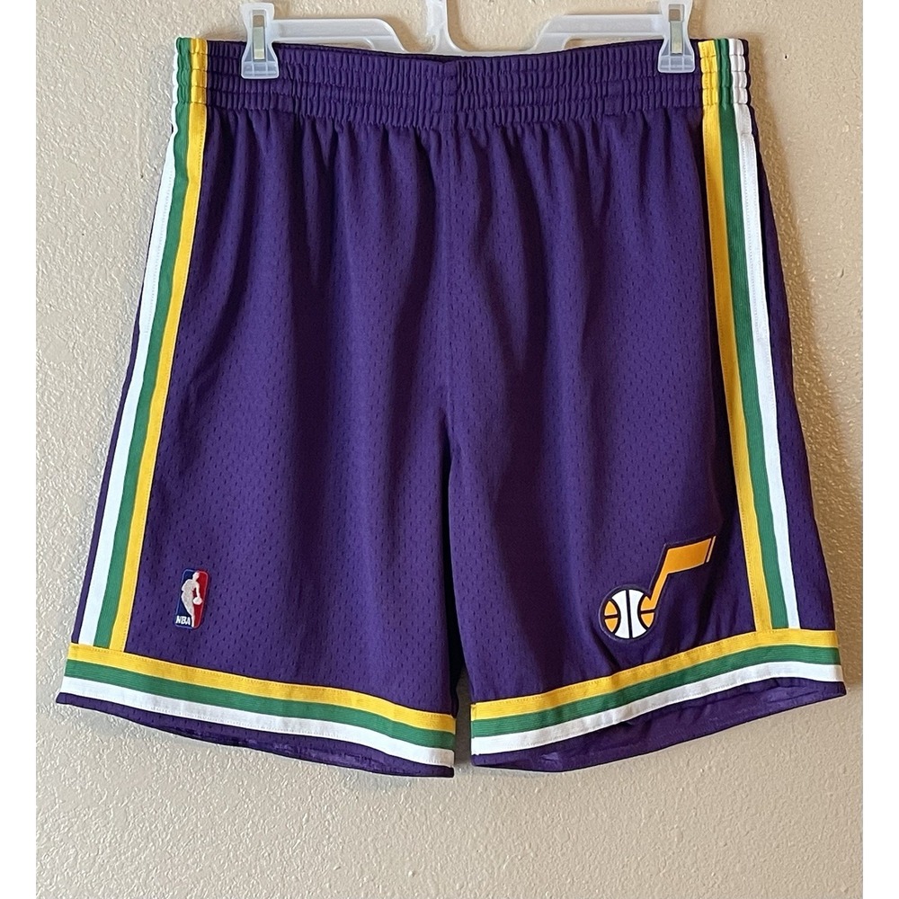 Men's XL NWOT‎ Utah Jazz Mitchell & Ness 1991/92 Swingman Basketball Shorts